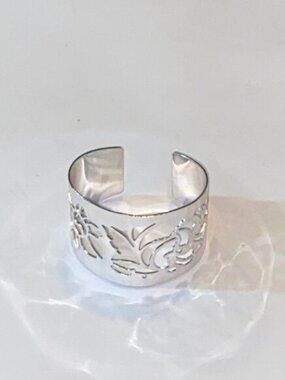 Vintage Elegant Tone Silver Floral Cuff Bracelet
